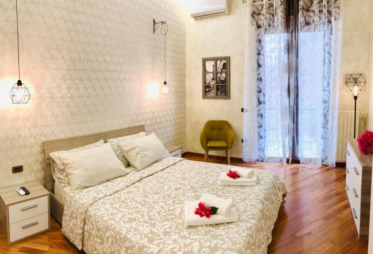 Salerno Historic Center Lovely Flat Eksteriør billede